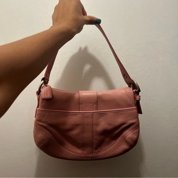 Coach vintage pink Leather Shoulder Bag - Picture 4 of 7